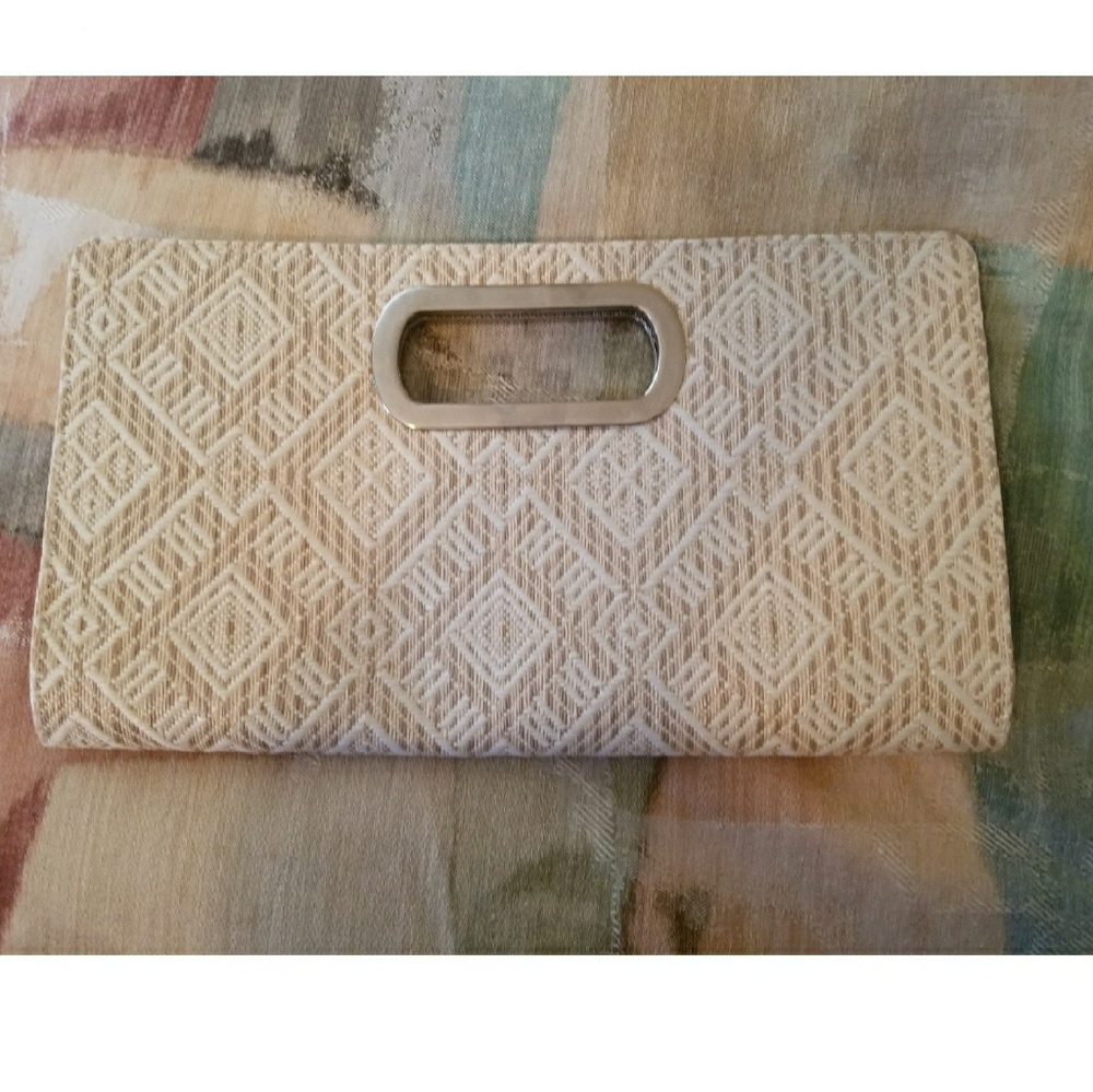 Cato Porthole Clutch